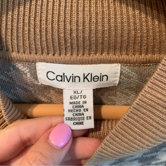 Calvin Klein Mock Neck Cream and Gray Sweater - Picture 3 of 5
